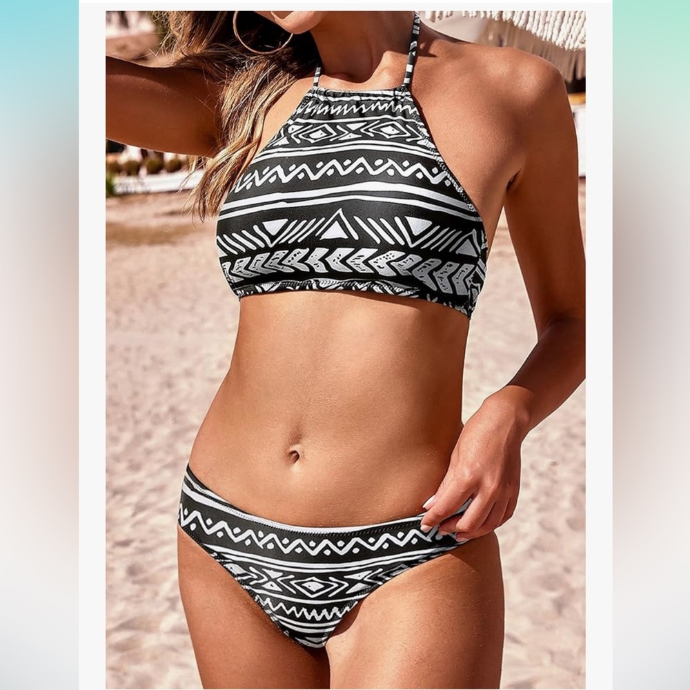 NWT Black and White Geometric Halter Bikini Set Size XS